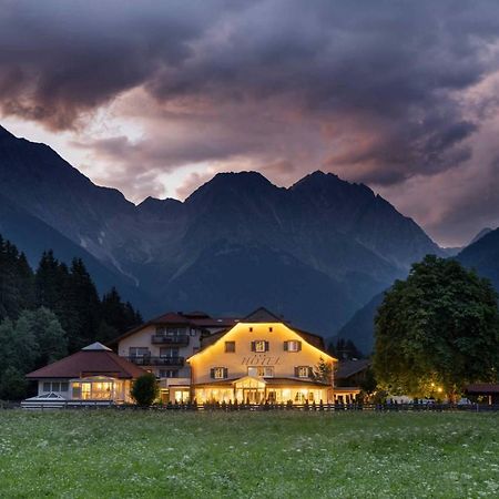 Hotel Bad Salomonsbrunn อันแตร์แซลวา ดิ เมซโซ ภายนอก รูปภาพ