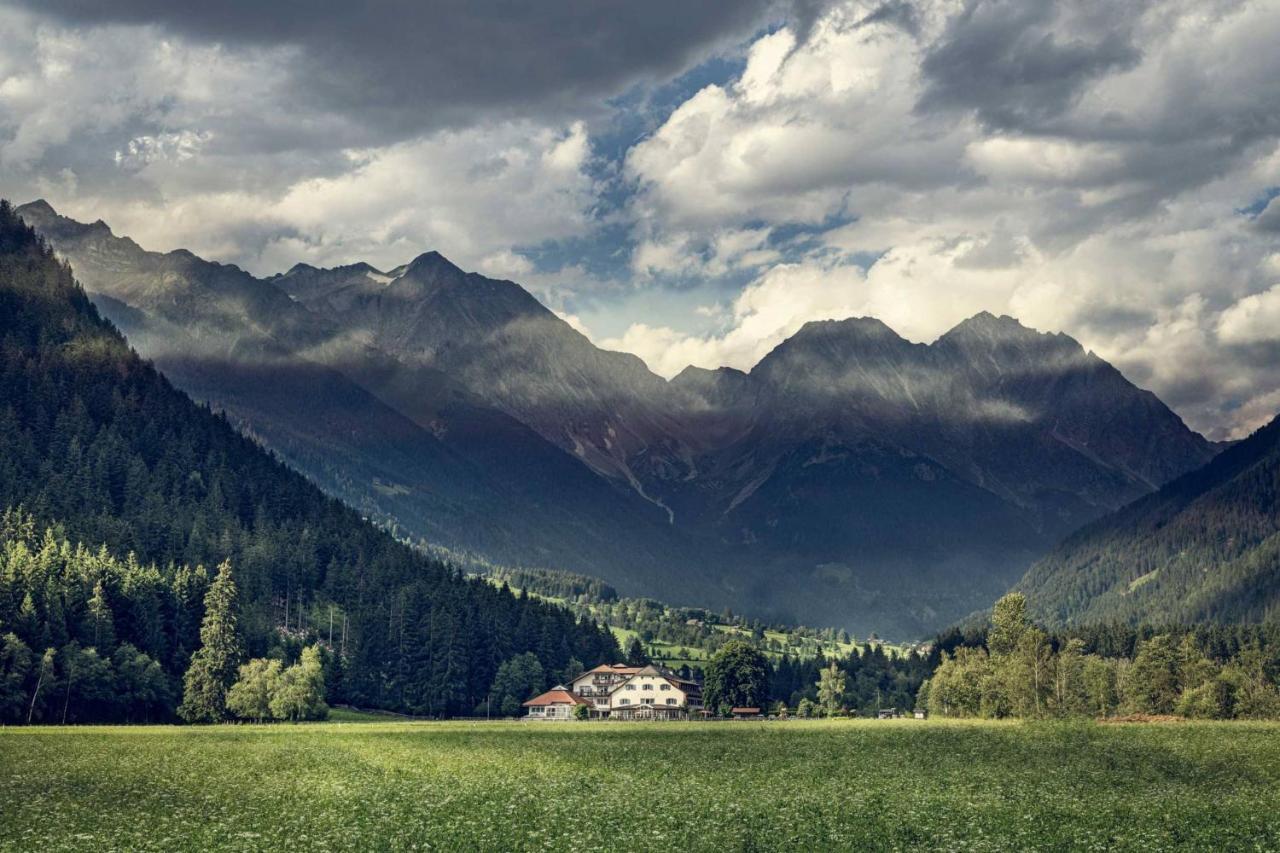 Hotel Bad Salomonsbrunn อันแตร์แซลวา ดิ เมซโซ ภายนอก รูปภาพ